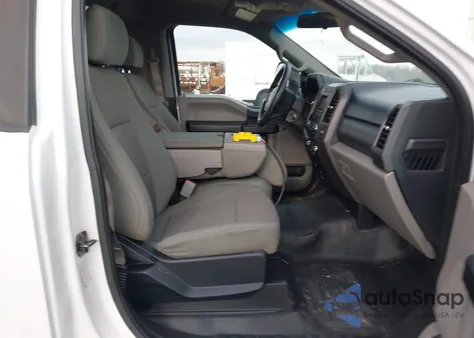 2017 Ford F550 z USA, uszkodzony, nr VIN 1FDUF5GT3HEC90208